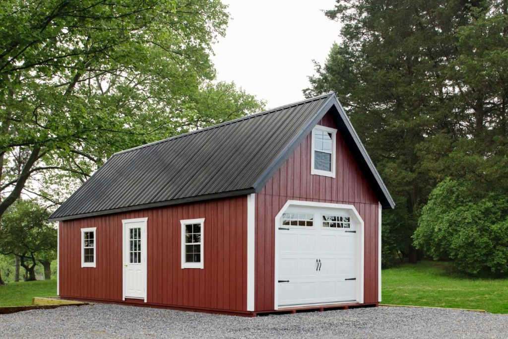 A red colonial style barn garage